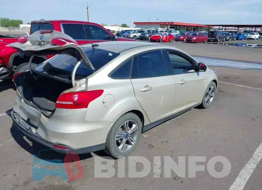 1FADP3F21JL230711 Photo# 4