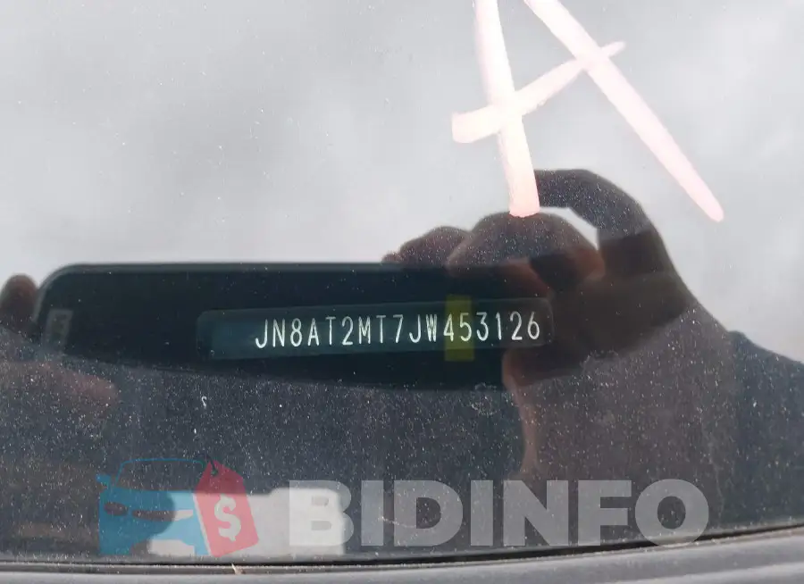 JN8AT2MT7JW453126 Photo# 9