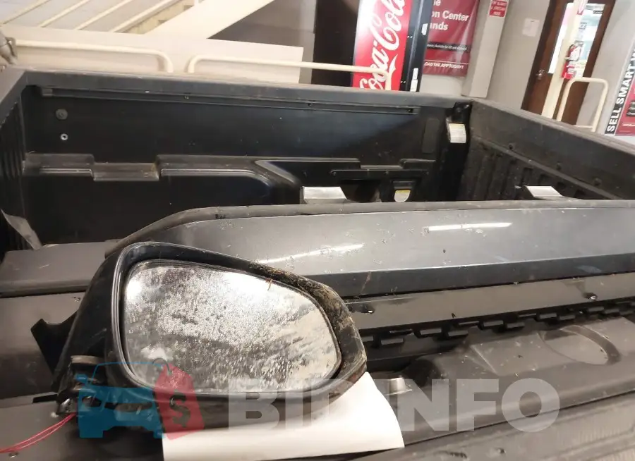 3TMCZ5AN2PM577422 Photo# 12