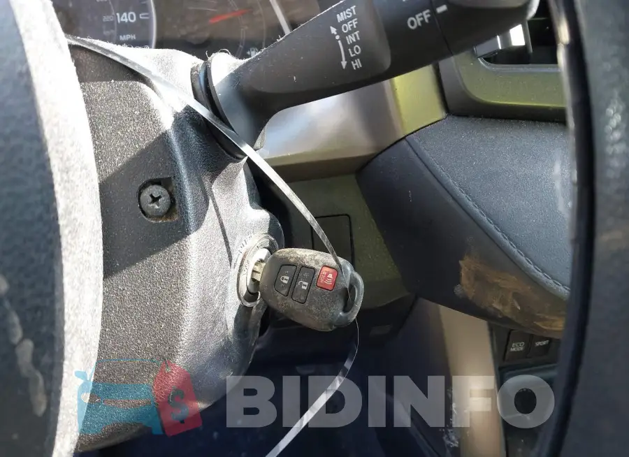 JTMBFREV2FD151679 Photo# 11