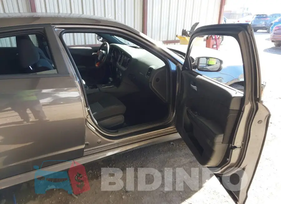 2C3CDXHG5PH631218 Photo# 5