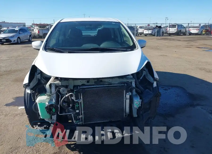 3N1CE2CP7GL400141 Photo# 13