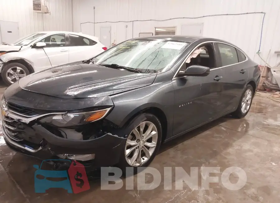 1G1ZD5ST0KF141353 Photo# 2