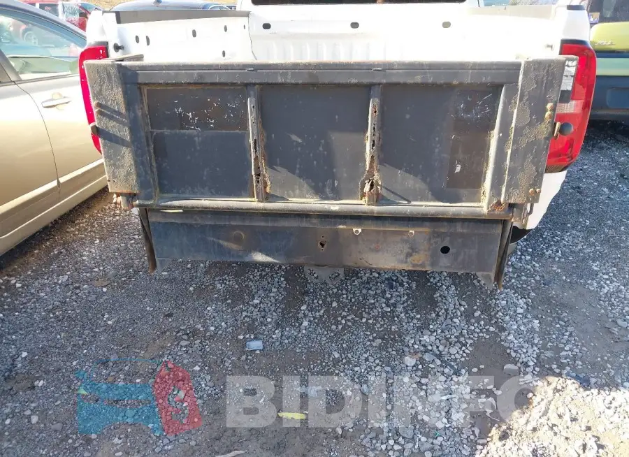 1GCHSCEA7M1202141 Photo# 6