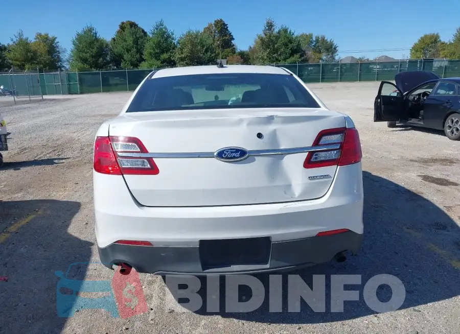 1FAHP2L82FG203702 Photo# 16