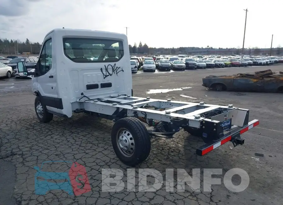 1FDBR7Z8XPKB60980 Photo# 3