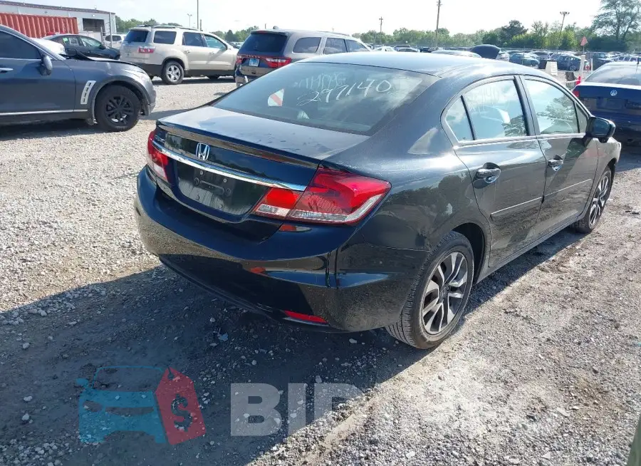 19XFB2F80FE056100 Photo# 4