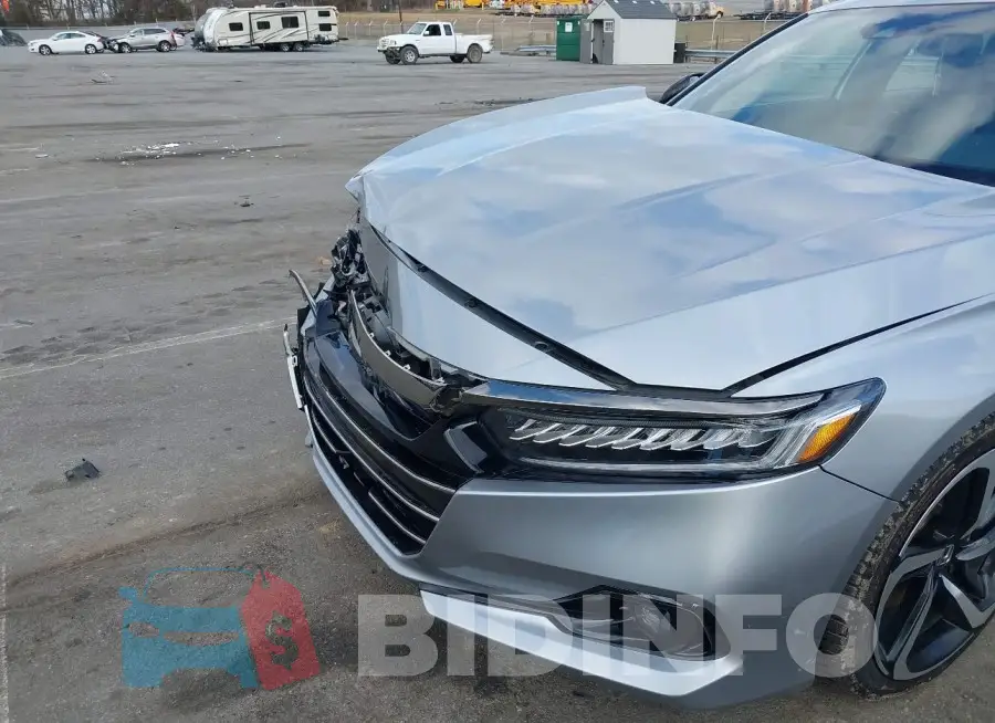 1HGCV2F32MA010672 Photo# 20