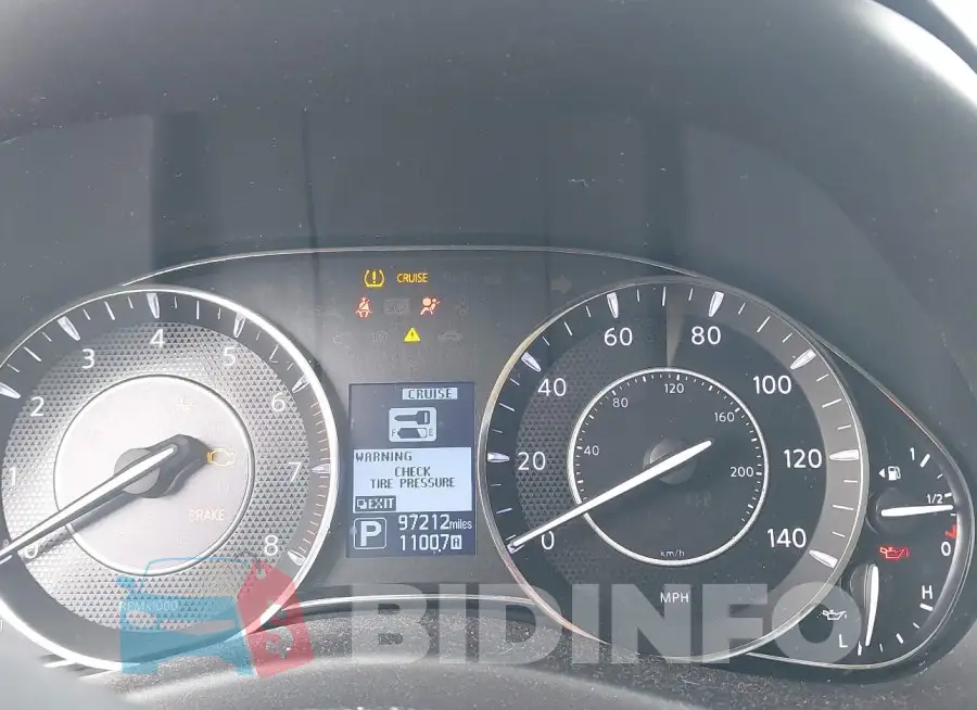 JN8AY2NF5J9330160 Photo# 7