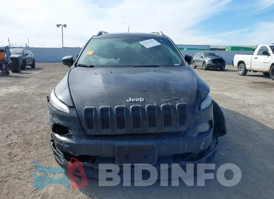1C4PJLCB4JD513384 Photo# 12