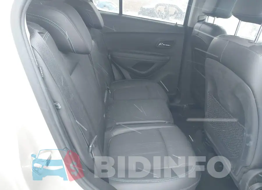 3GNCJPSB4GL127243 Photo# 8