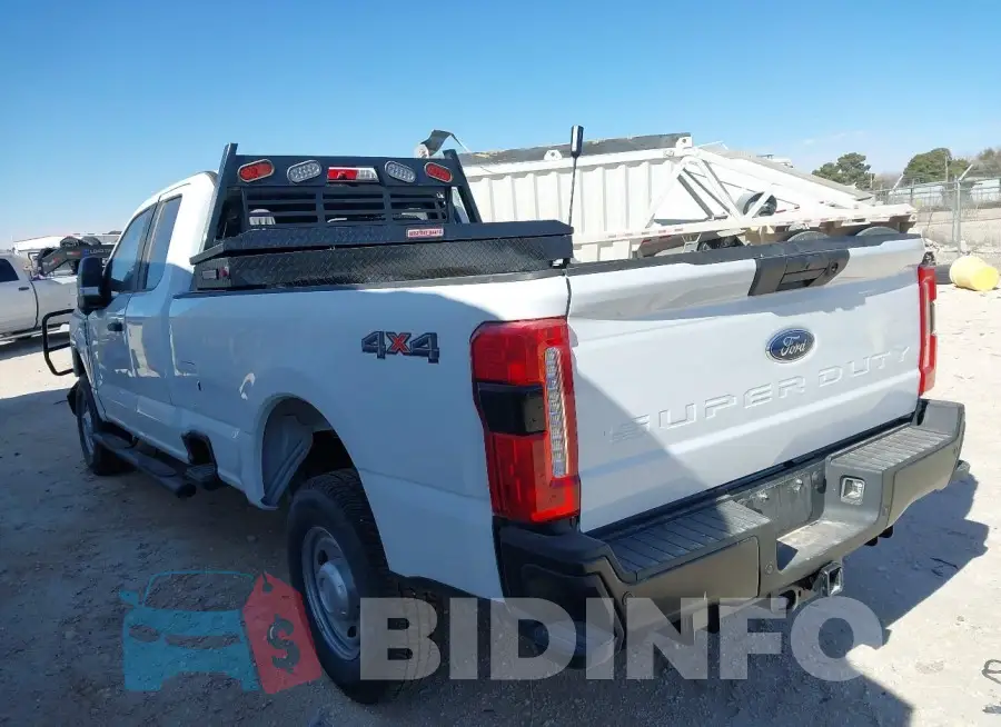 1FT7X2BA8REE03509 Photo# 14