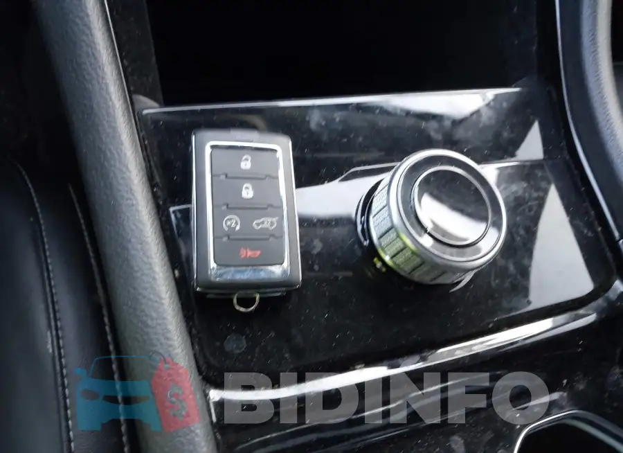 1C4RJGBG7N8568150 Photo# 11