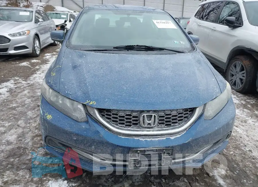 2HGFB2F58FH560633 Photo# 13