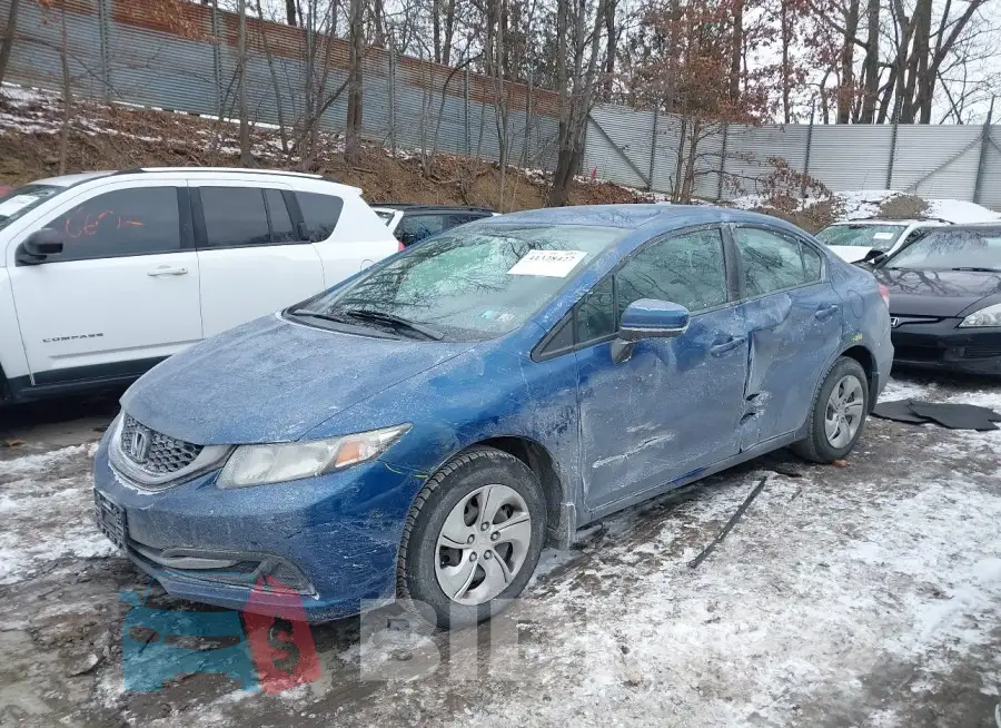2HGFB2F58FH560633 Photo# 2
