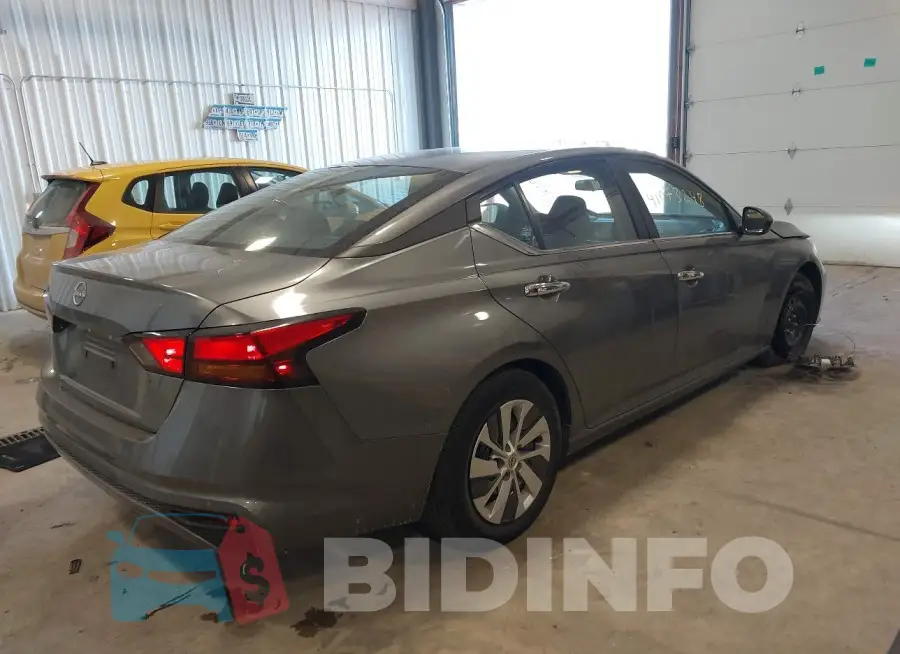 1N4BL4BV2PN340351 Photo# 4