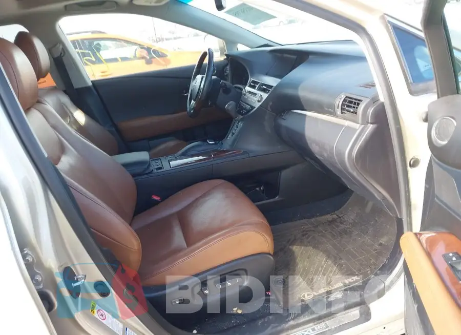 2T2BK1BA2FC341750 Photo# 5
