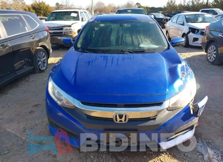 19XFC2F52HE010001 Photo# 13