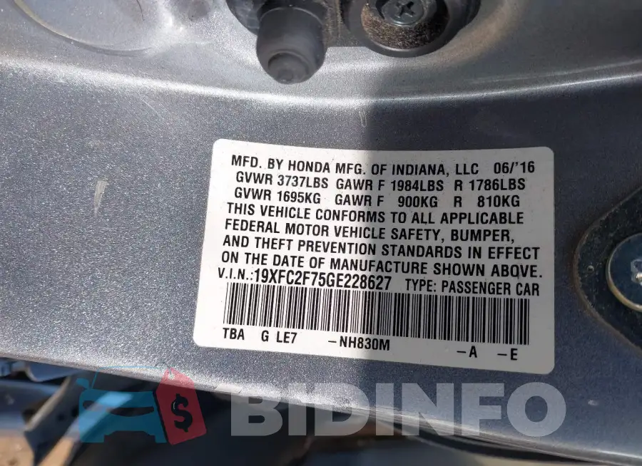19XFC2F75GE228627 Photo# 9