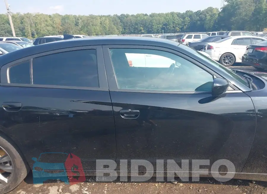2C3CDXJG7GH189147 Photo# 13