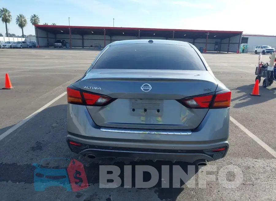 1N4BL4CV5LN321821 Photo# 17