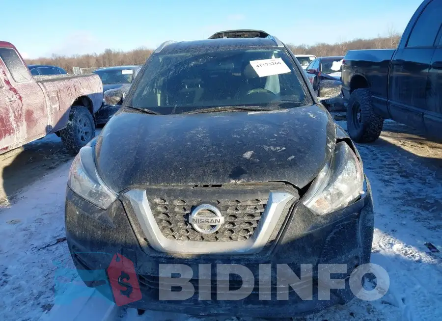 3N1CP5CU2JL542647 Photo# 12