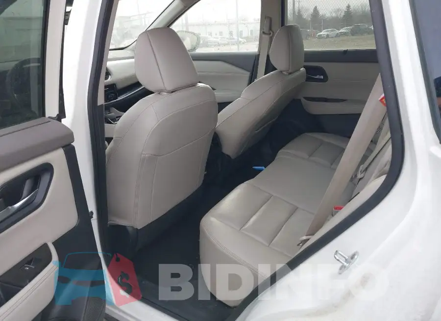 5N1BT3CB4PC789823 Photo# 8