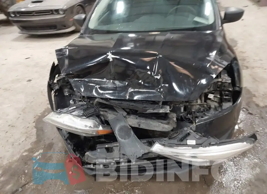 1FADP3E20JL322331 Photo# 6