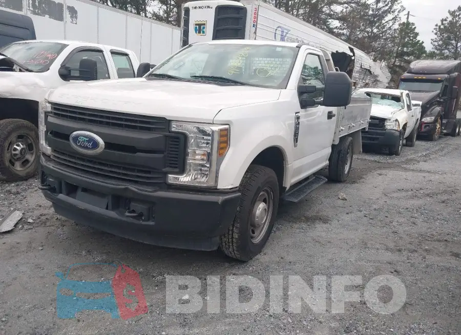 1FDBF2A66KED44617 Photo# 2