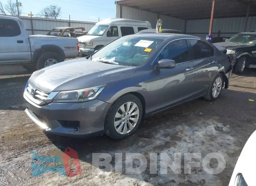 1HGCR2F7XFA163942 Photo# 2