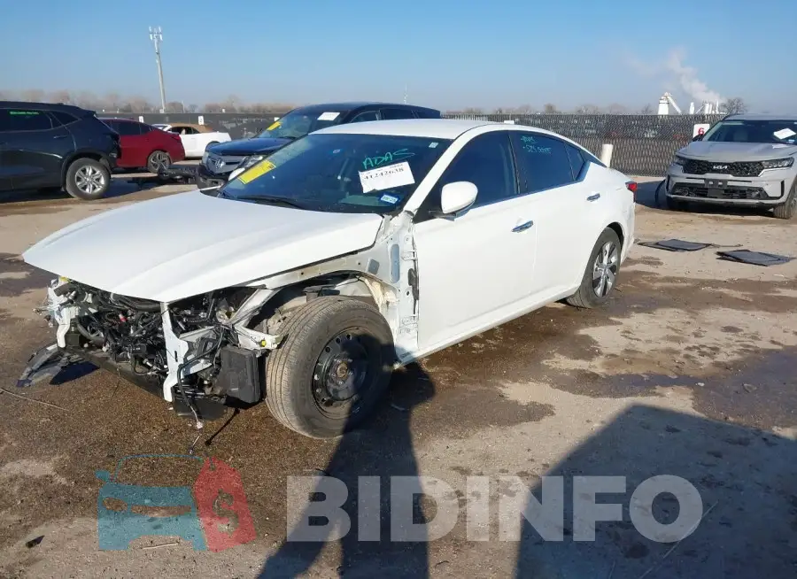 1N4BL4BV5KN325027 Photo# 2