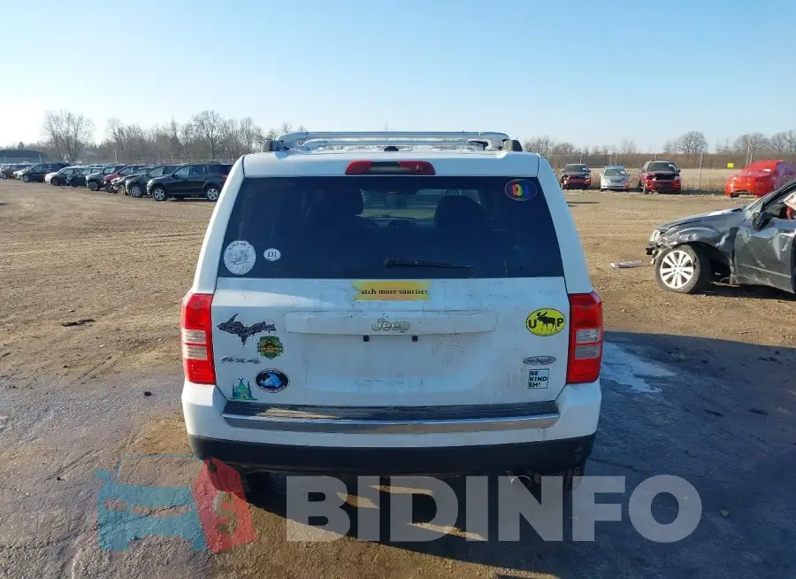 1C4NJRFB1GD557616 Photo# 16