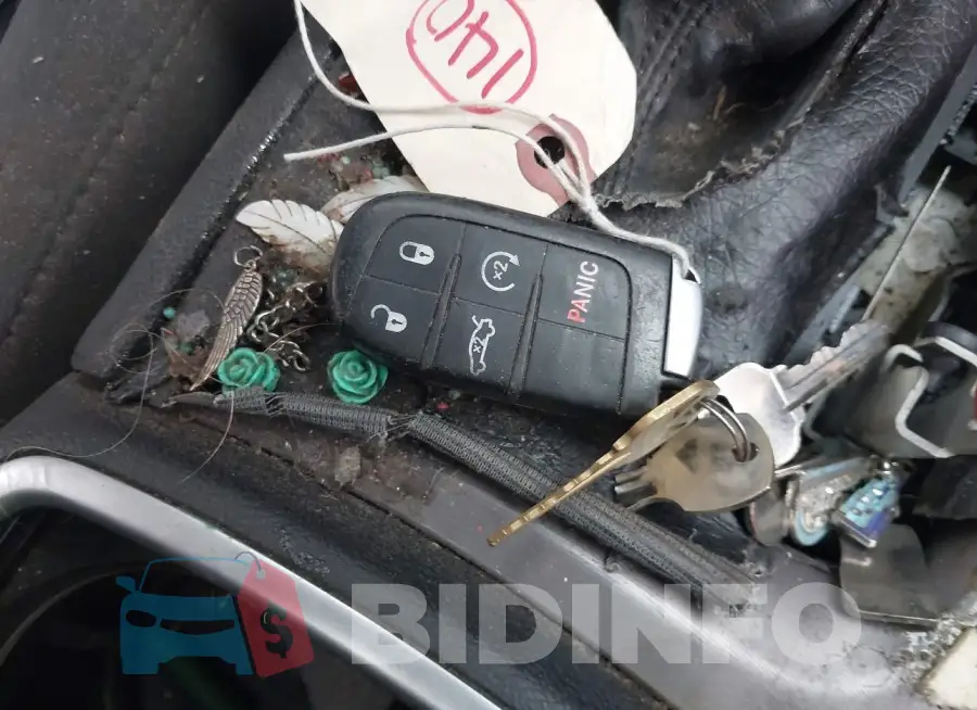 2C3CDXBG1KH720821 Photo# 11