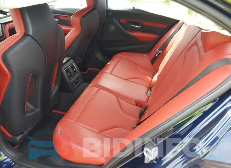 WBS8M9C53J5K98530 Photo# 8