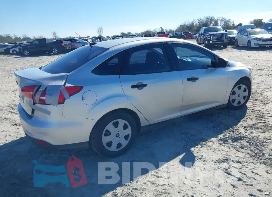 1FADP3E23GL273280 Photo# 4
