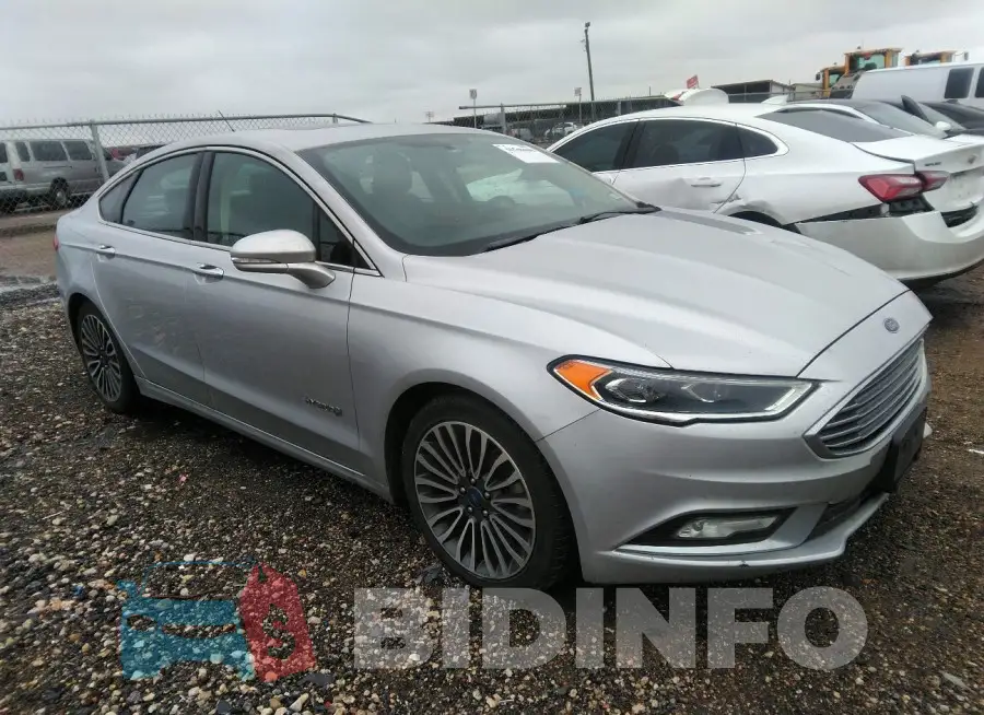 3FA6P0RUXJR207174 Photo# 1