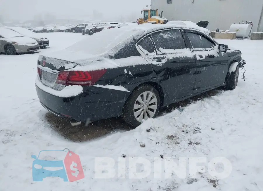 1HGCR2F8XFA143196 Photo# 4
