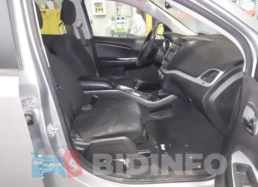 3C4PDCAB6LT260821 Photo# 5