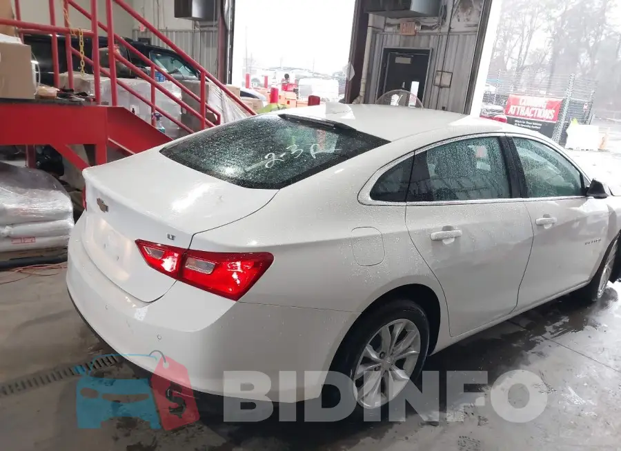 1G1ZD5ST2SF131908 Photo# 4