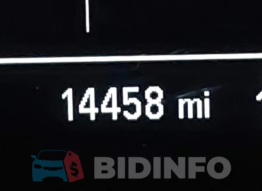KL7CJPSMXNB565867 Photo# 16