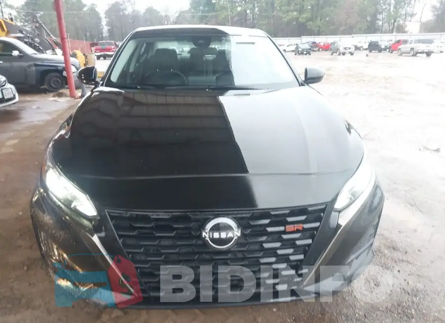 1N4BL4CV9PN350762 Photo# 12