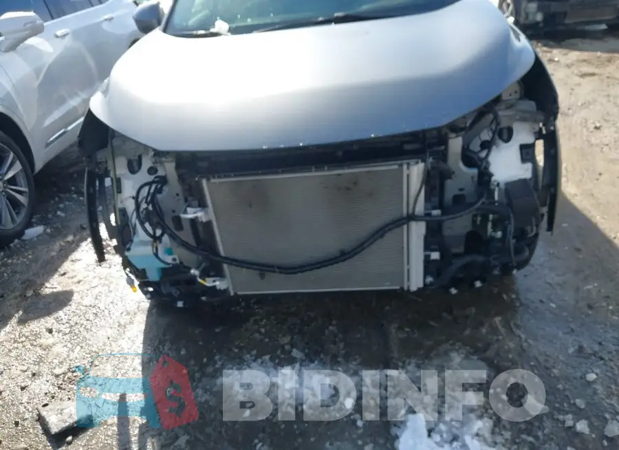 JN8BT3BB9PW476792 Photo# 6