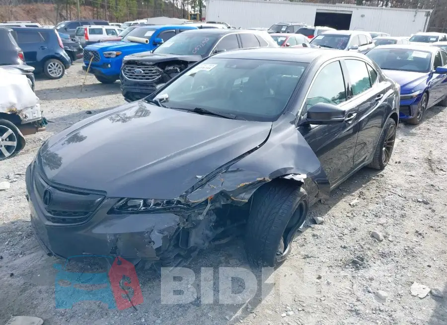 19UUB2F77FA020150 Photo# 2