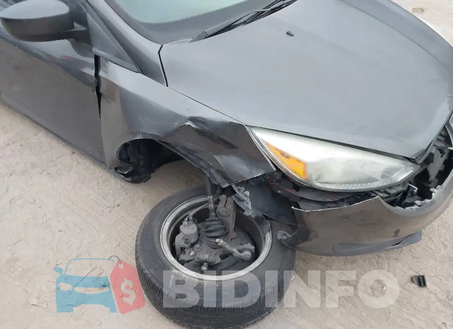 1FADP3F2XJL204043 Photo# 6