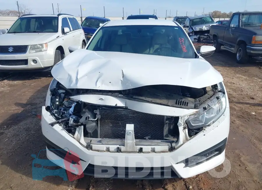 19XFC2F55HE071794 Photo# 12
