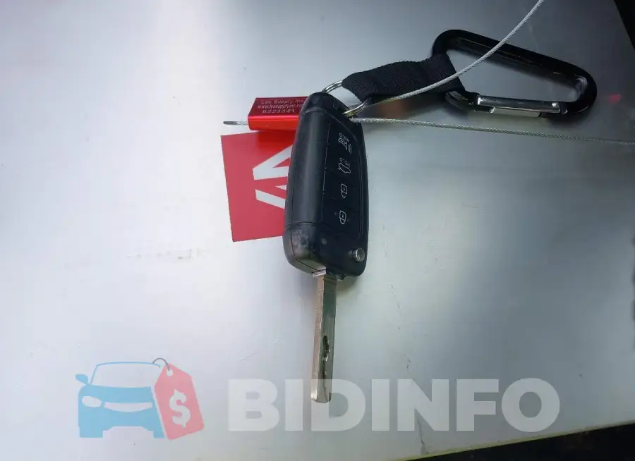 3KPC24A6XME128714 Photo# 11