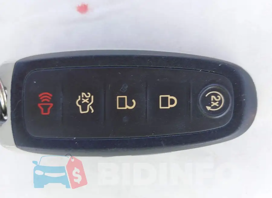 1FADP5CU1GL114094 Photo# 11