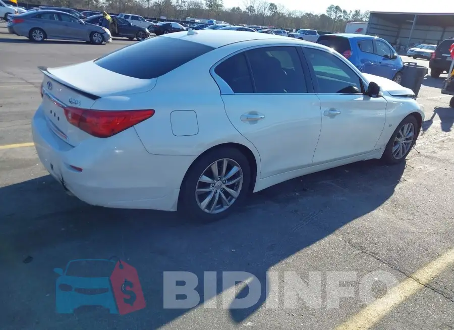 JN1BV7AP1FM339921 Photo# 4