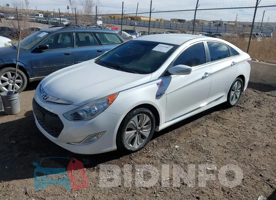KMHEC4A46FA128232 Photo# 2