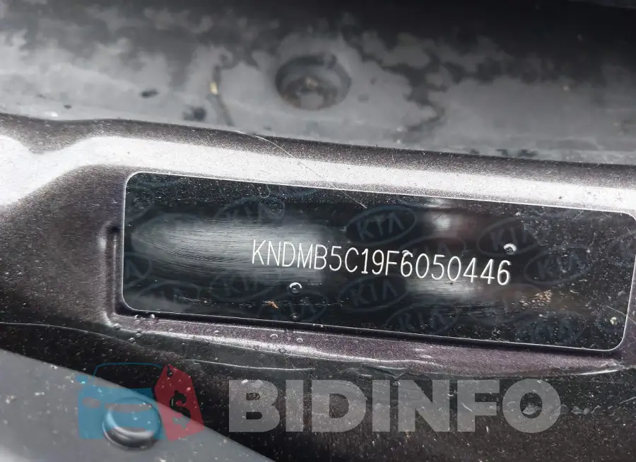 KNDMB5C19F6050446 Photo# 9
